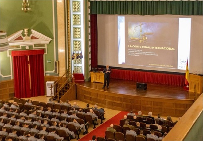 Foto salón de actos en la ponencia del profesor Blas Jesús Imbroda
